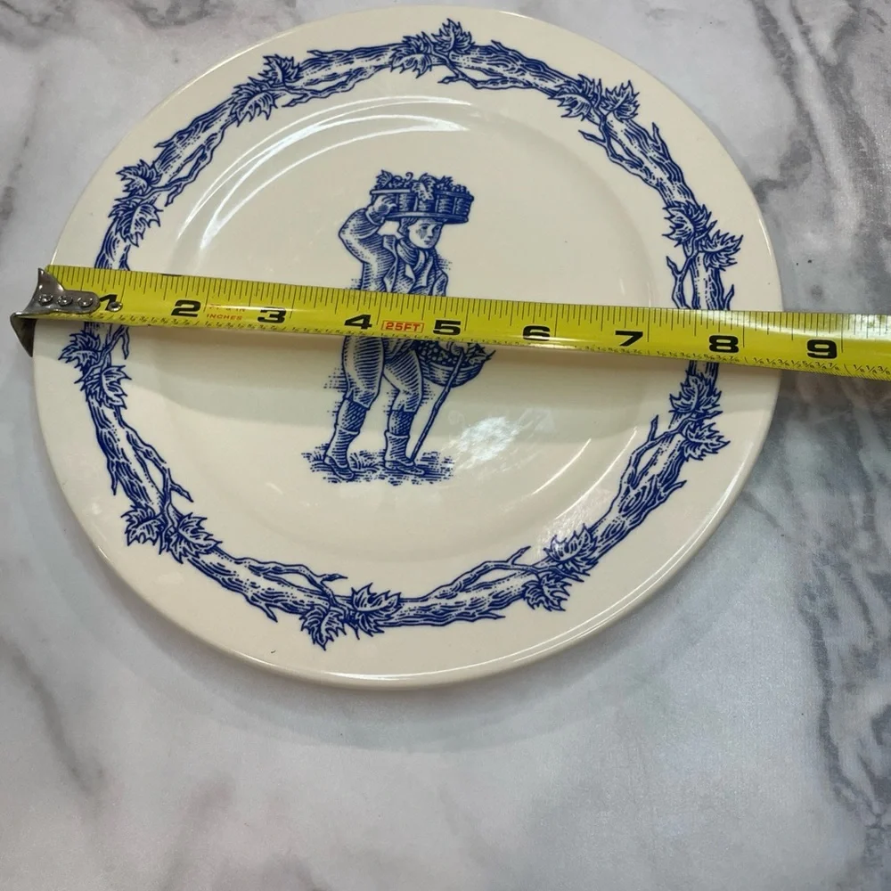 Williams Sonoma Blue and Cream Plate with Leaf Border